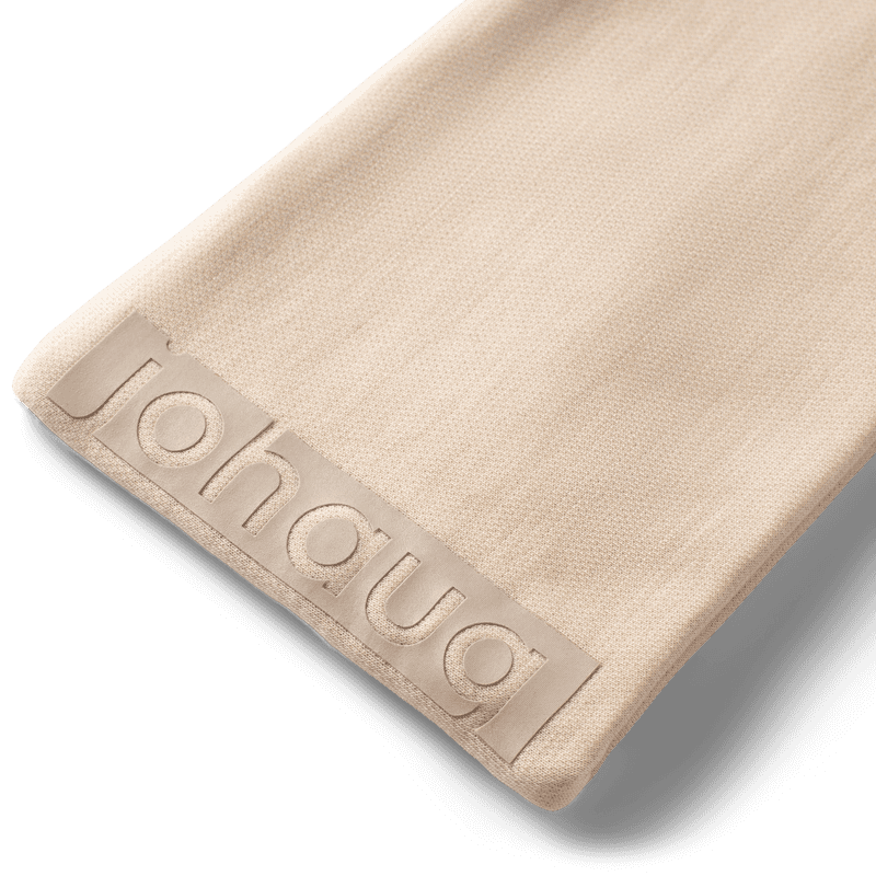 Johaug Aerial Woolmix Headband in Sand – soft wool blend headband with Johaug logo detail