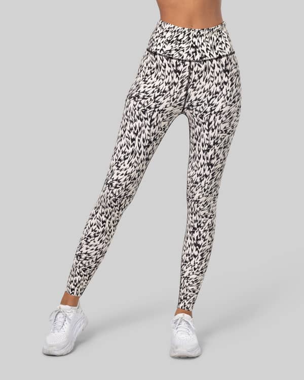 Elevated Performance Cut off Tights